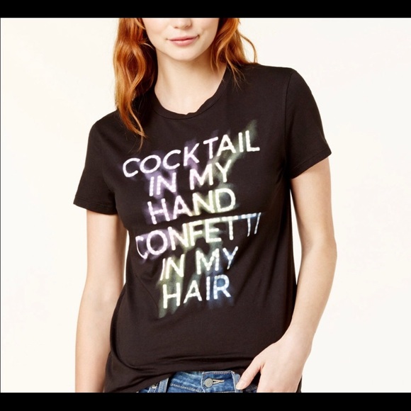 🚨 Final Sale 🚨 Dream Scene Cocktail T-Shirt - Picture 2 of 5
